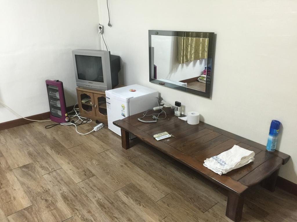 Gurye Guesthouse Buitenkant foto